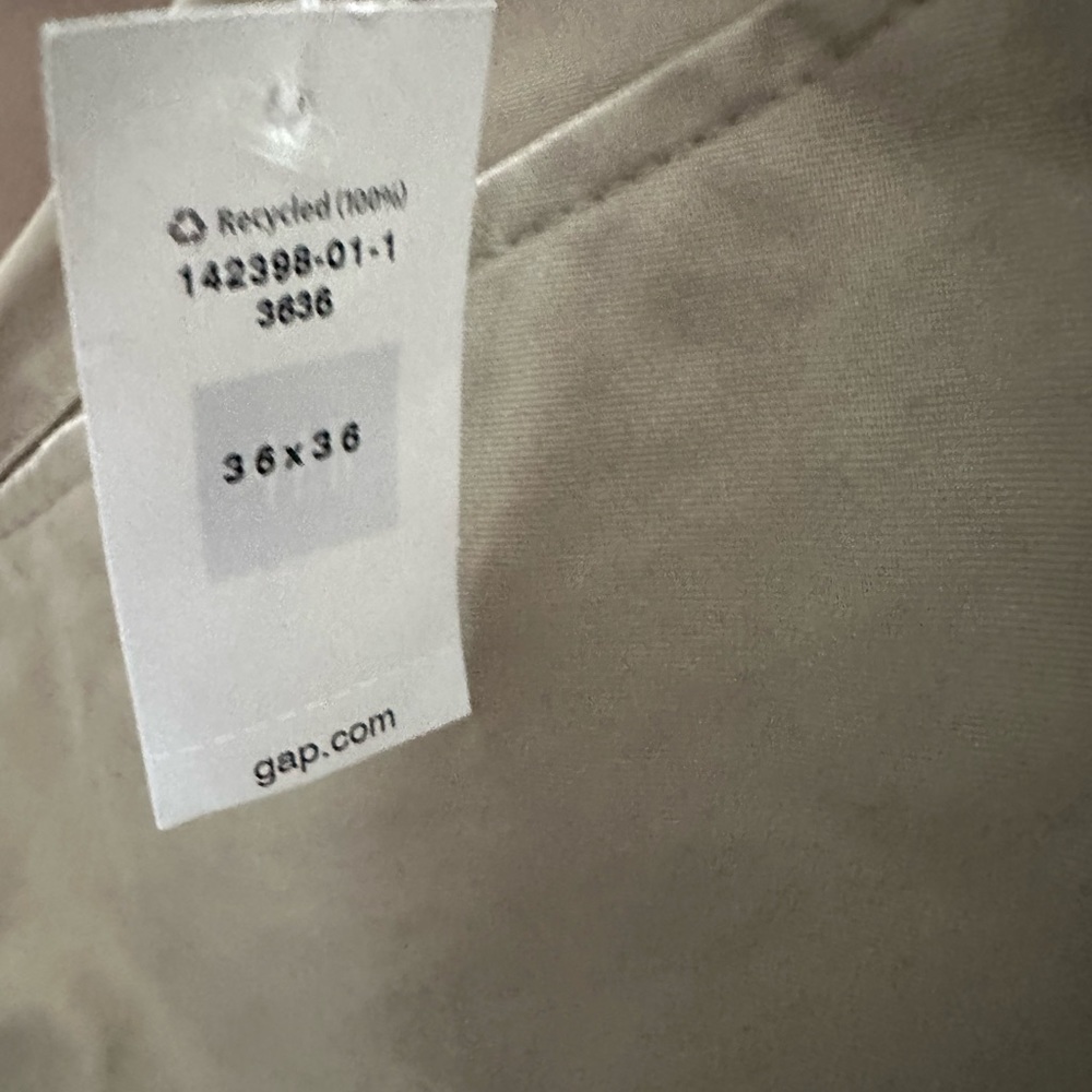 NWT Gap men chino pants slim fit 36 x 36 - Picture 3 of 5